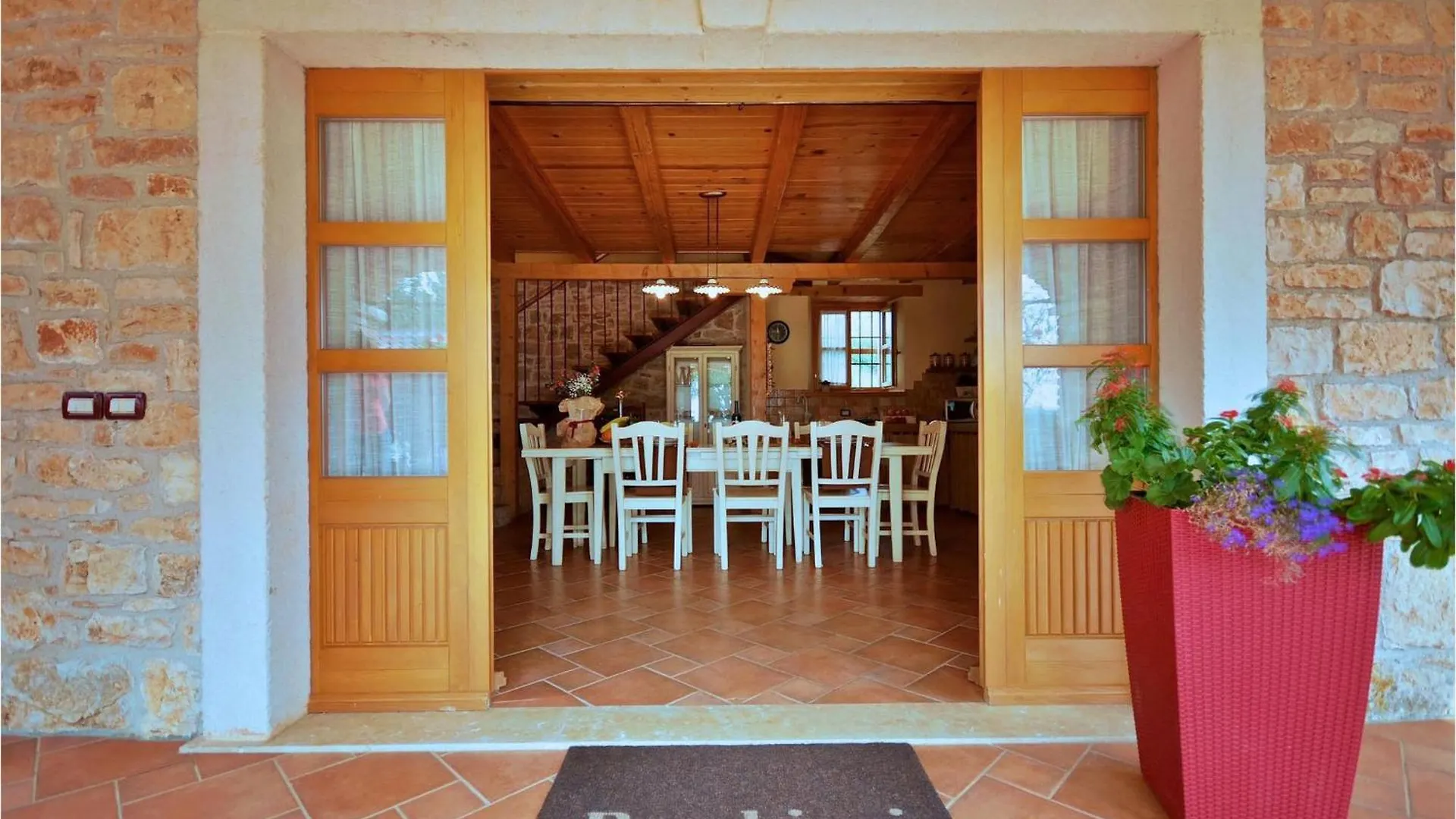 בית נופש פורץ Villa Graziella