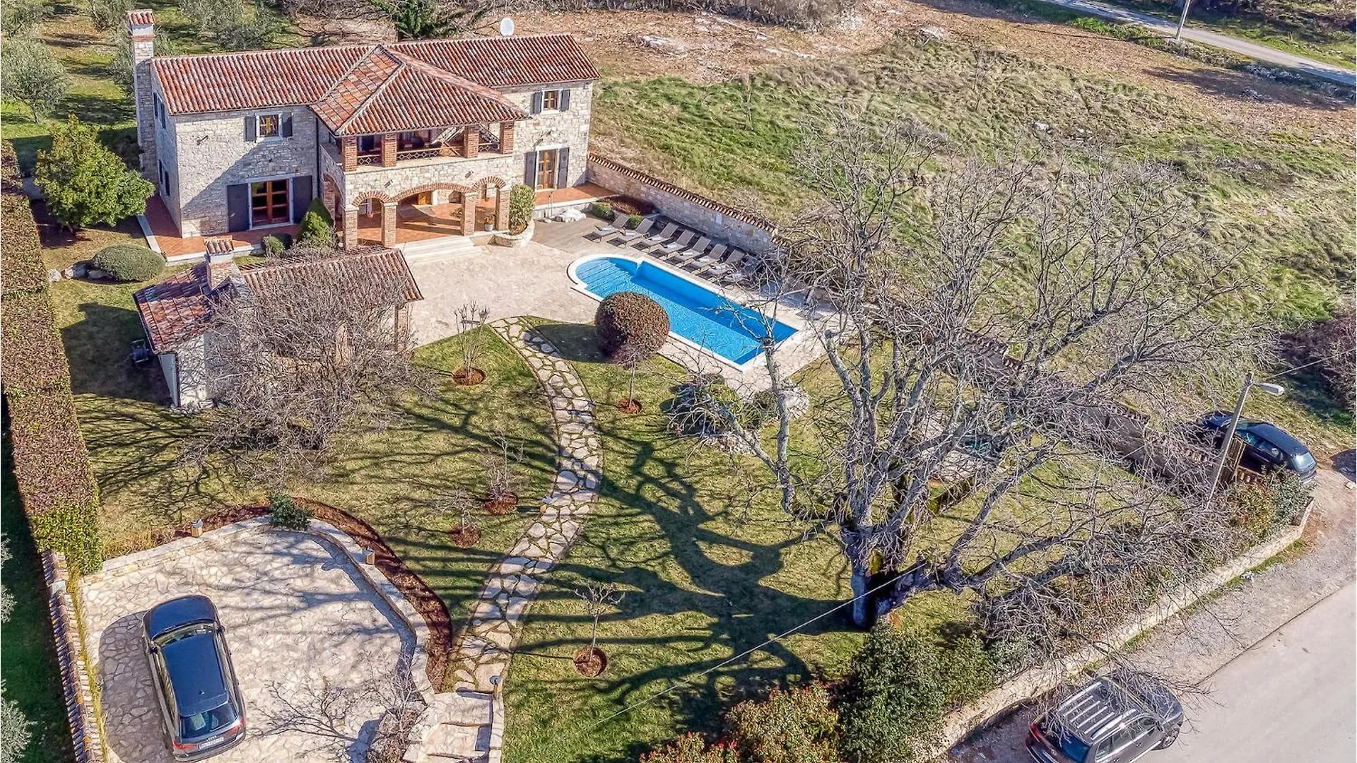 פורץ Villa Graziella